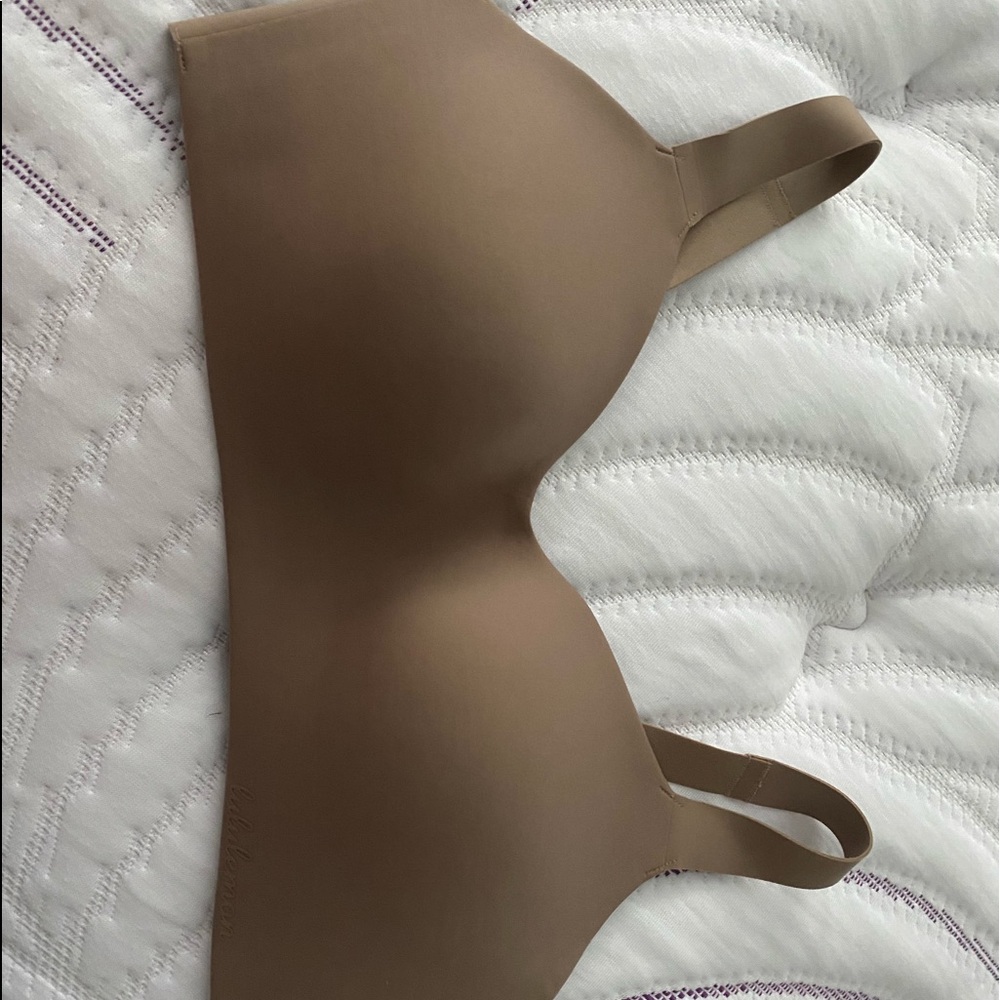 Lululemon - Hold True Bra - 32DD